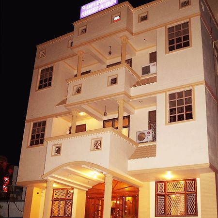 Hotel Sheela, 100M From Taj Mahal Agra  Dış mekan fotoğraf