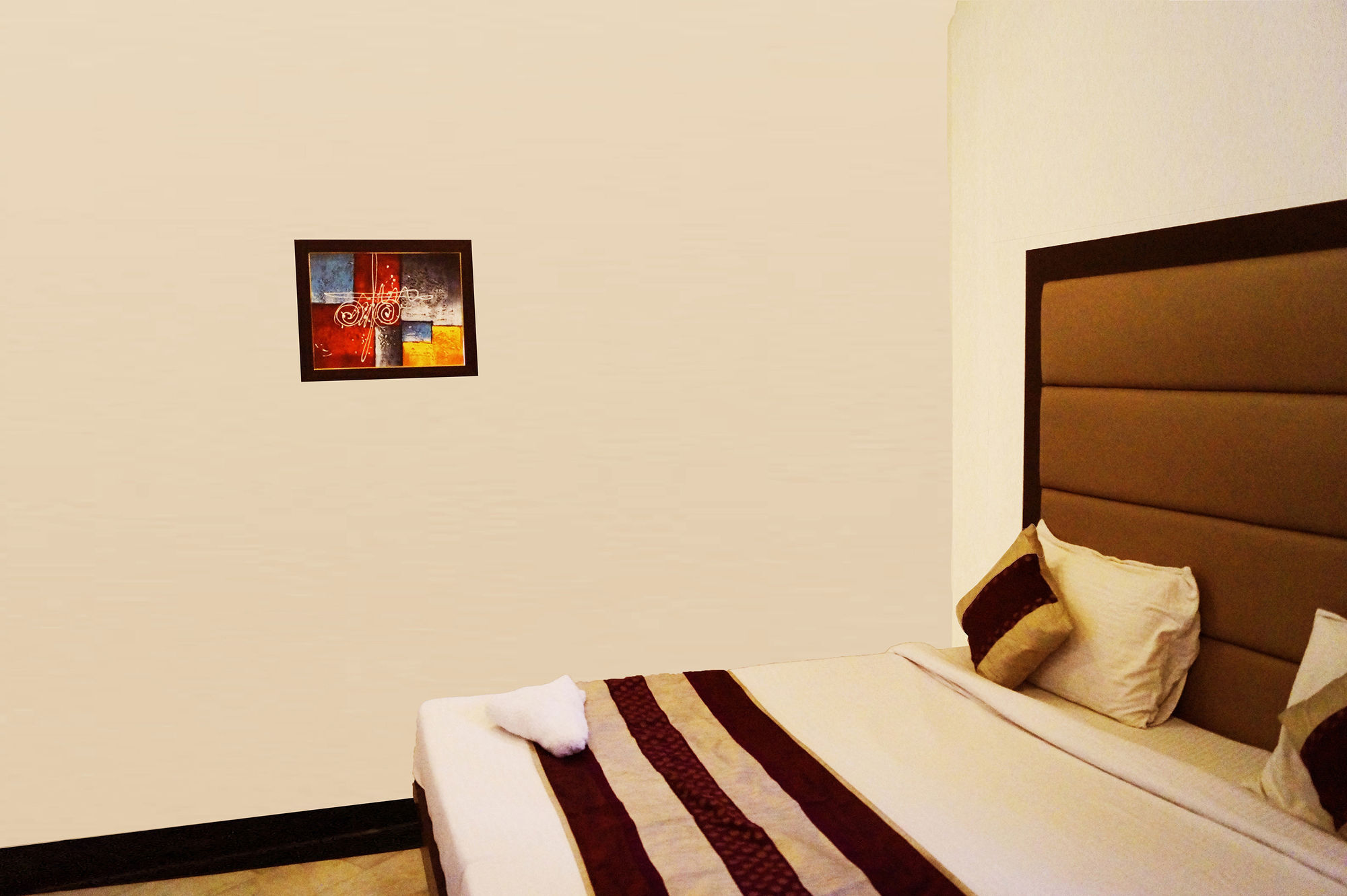 Hotel Sheela, 100M From Taj Mahal Agra  Dış mekan fotoğraf