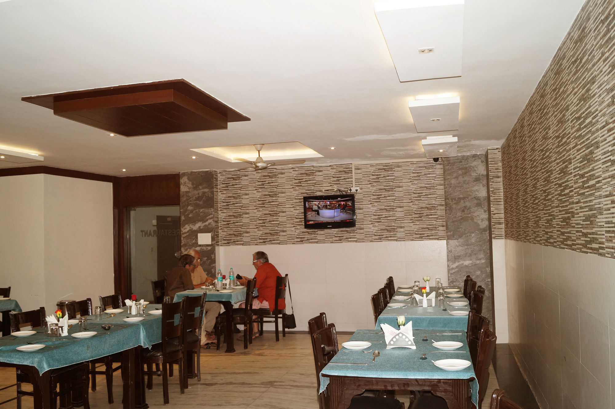 Hotel Sheela, 100M From Taj Mahal Agra  Dış mekan fotoğraf